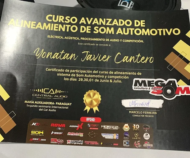 Certificado del curso avanzado de alineamiento de som automotivo a nombre de Yonatan Javier Cantero, Mega Som y Central Audio